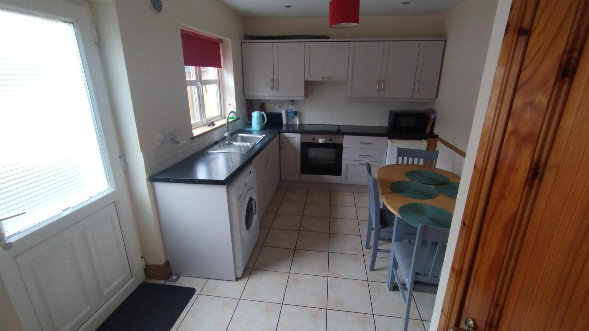Vila Townhouse 3 Barrow Lane Bagenalstown Exteriér fotografie