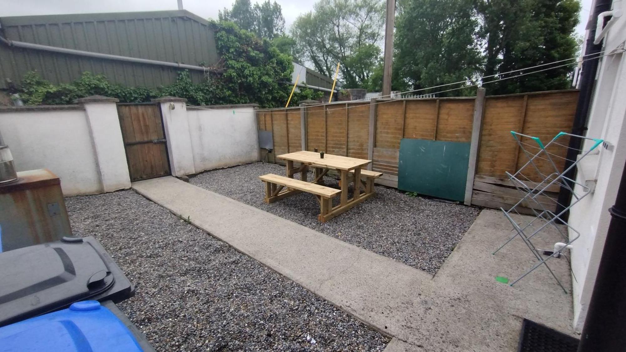 Vila Townhouse 3 Barrow Lane Bagenalstown Pokoj fotografie